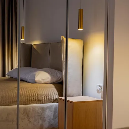 Apartament K16 *