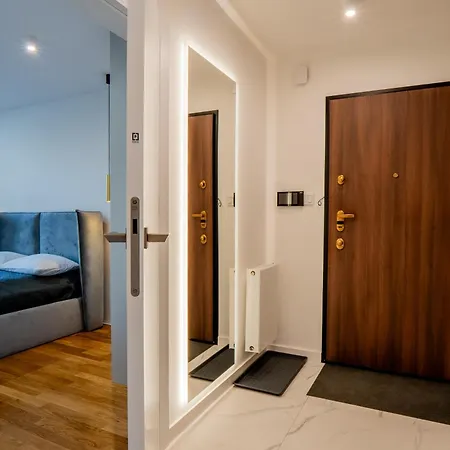 K16 Apartament *