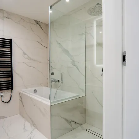 K16 Apartament *